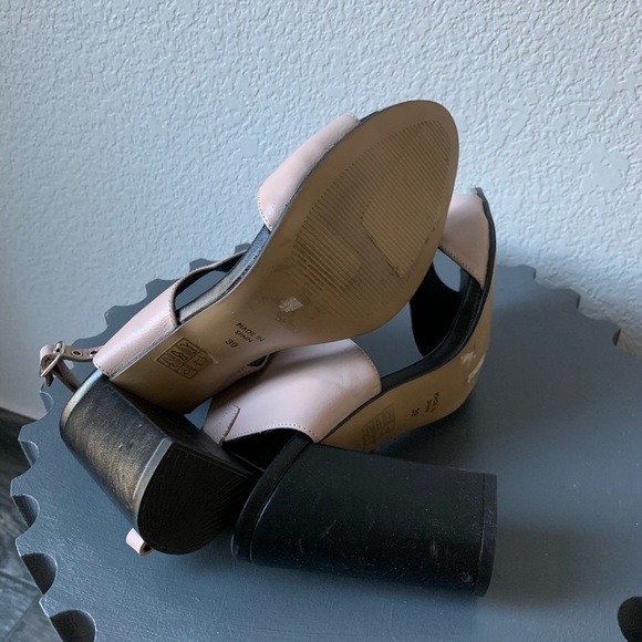 $89🔥Blush color sandals size 39 or 8.5US - Picture 5 of 6